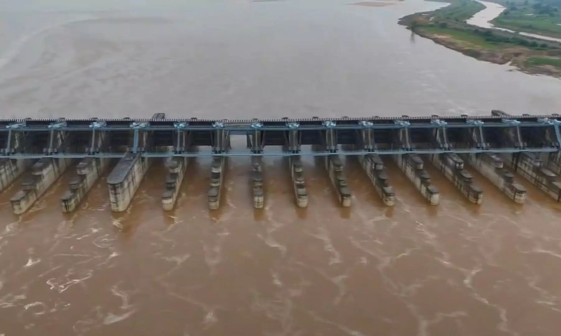 Telangana: Pranahita Powers Godavari Flood at Medigadda Barrage Telangana: Pranahita Powers Godavari Flood at Medigadda Barrage