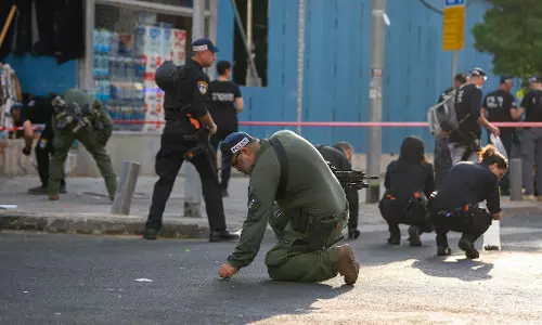 Yemens Houthi rebels claim drone strike that kills 1 person, injures at least 10 in Tel Aviv