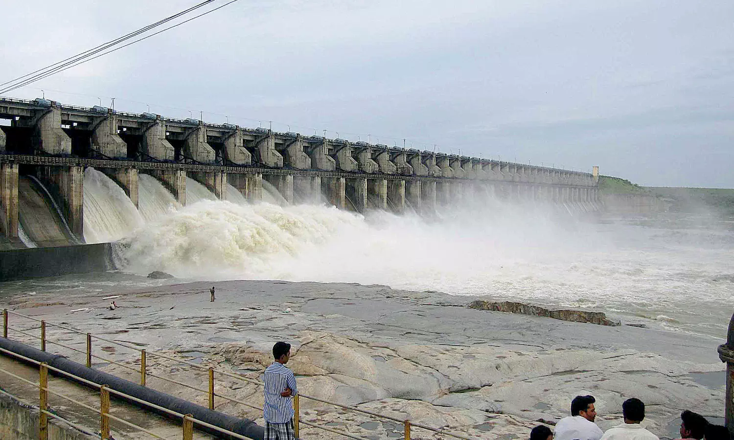 Instant inflows begin into Sriram Sagar