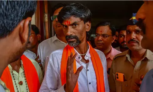 Jarange calls Shinde government’s cash transfer scheme for women ‘political ploy’