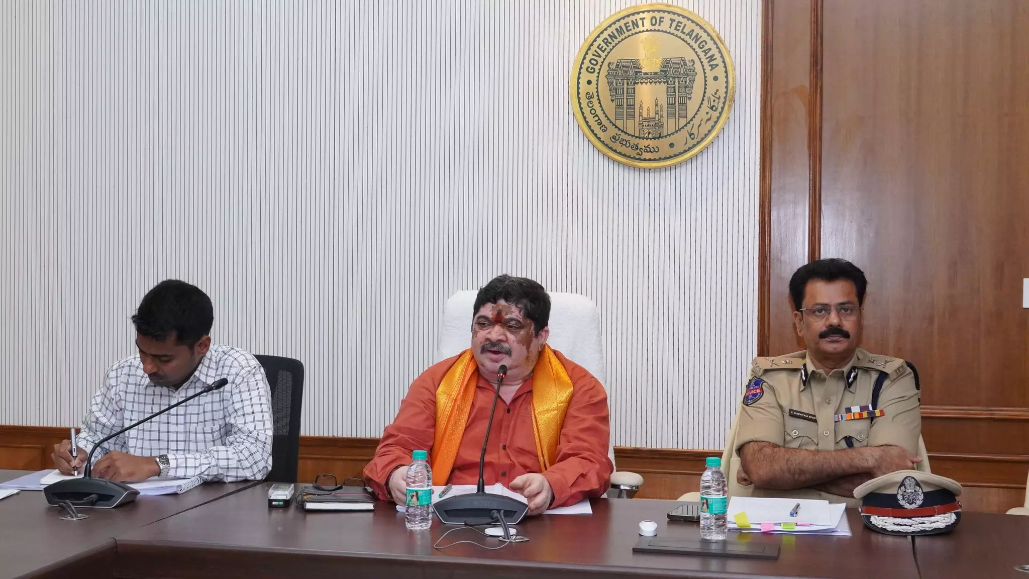 Ponnam asks Centre to release funds for TG Ponnam asks Centre to release funds for TG