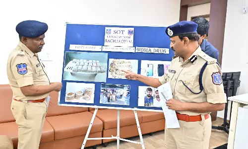 Inter-state peddlers held with drugs worth Rs 45 Lakhs