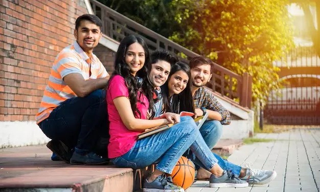 Princess Esin women’s college holds counselling session