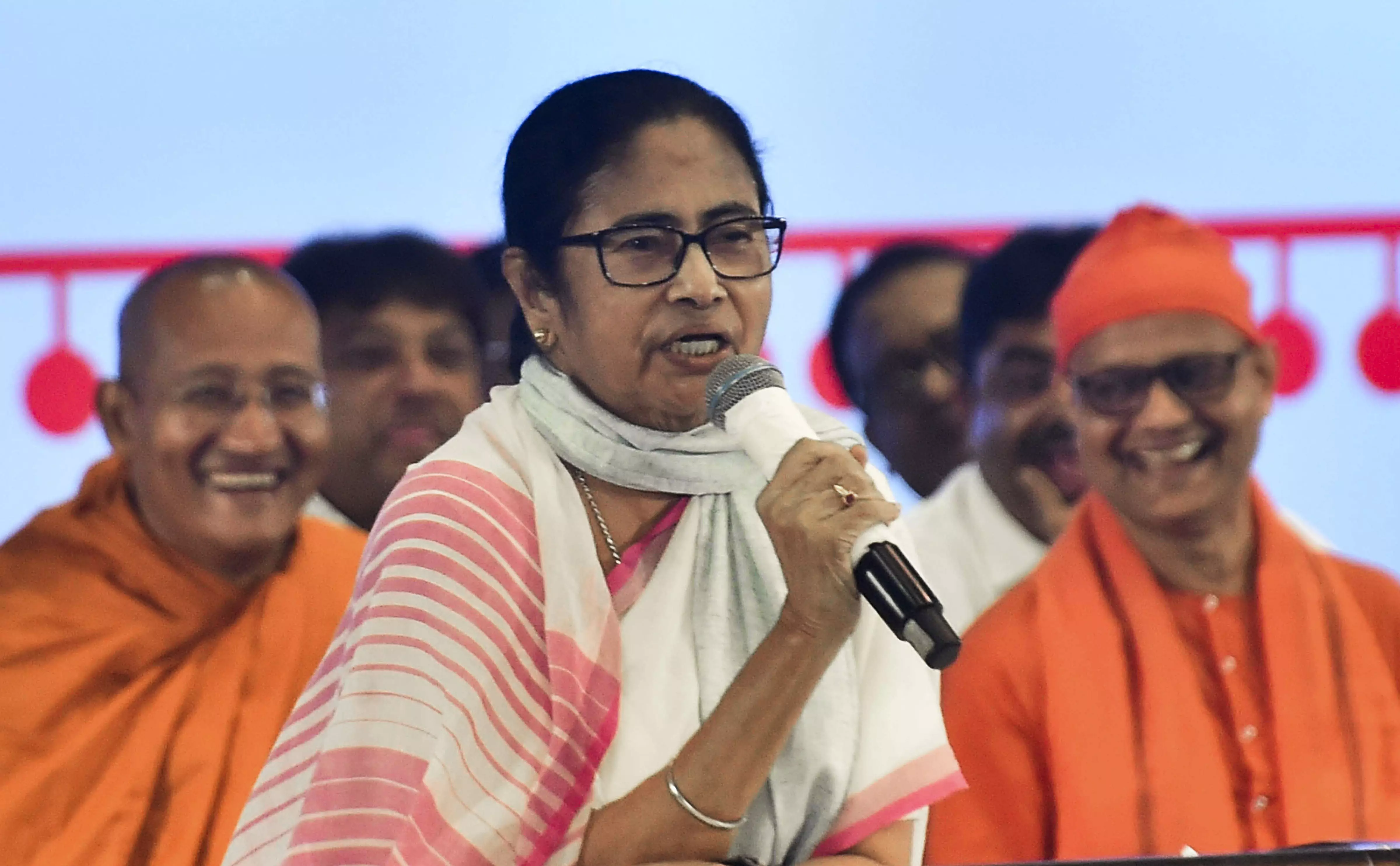 Mamata Slams Budget, Calls it Anti-Poor Mamata Slams Budget, Calls it Anti-Poor