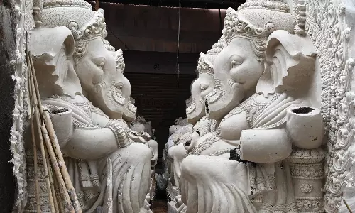 Dhoolpet idol makers all set for Ganesh Chaturthi