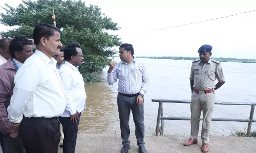 Karnataka: Vijayapura DC Reviews Flood Risk, Ensures Relief Measures in Place