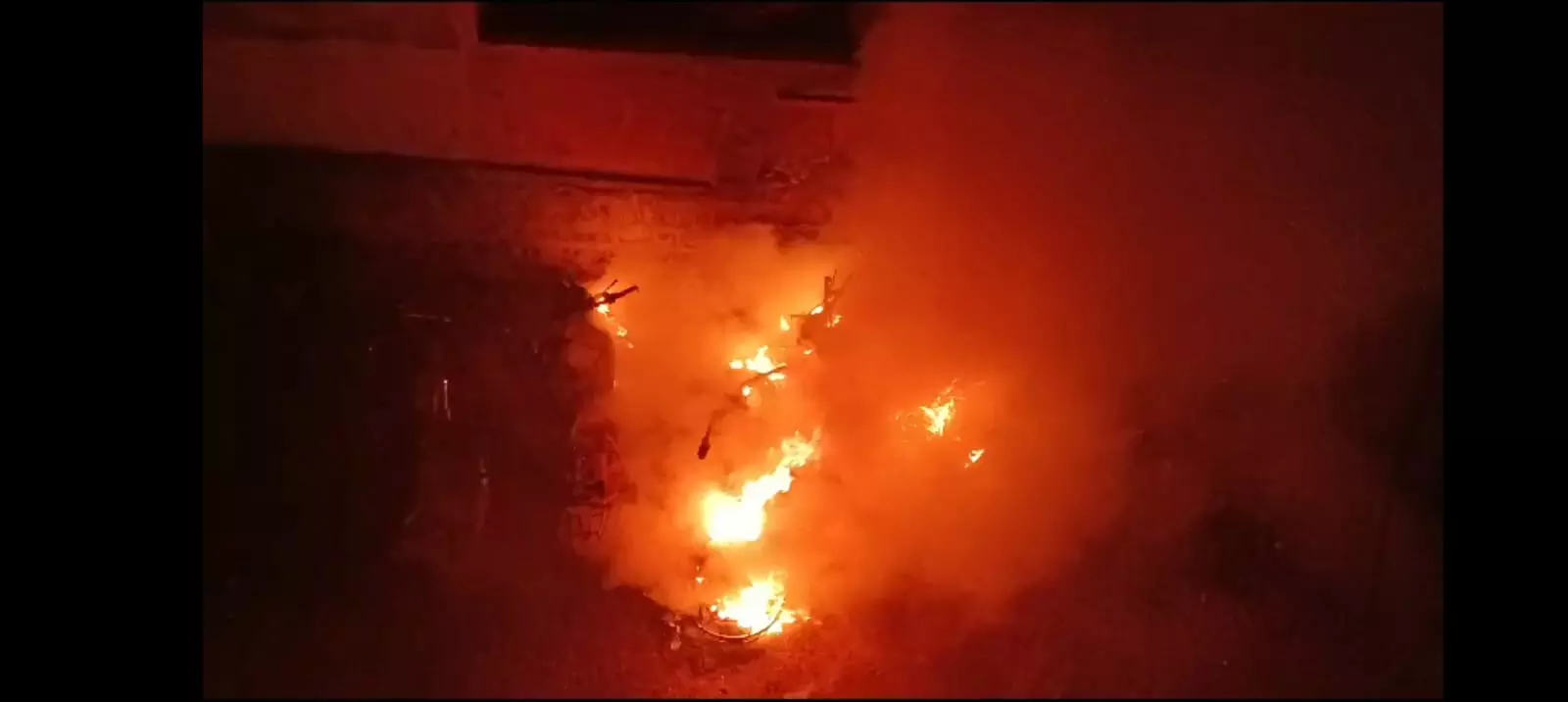 Hyderabad: Two held for setting afire 7 bikes at Abdullapur Mettu Hyderabad: Two held for setting afire 7 bikes at Abdullapur Mettu