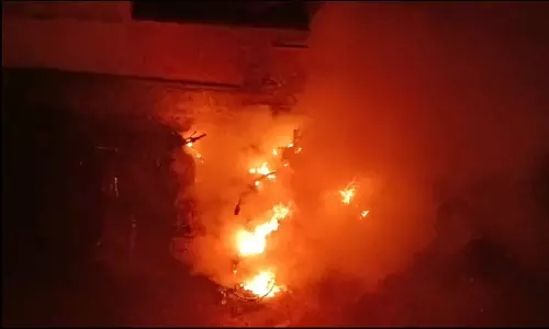 Hyderabad: Two held for setting afire 7 bikes at Abdullapur Mettu