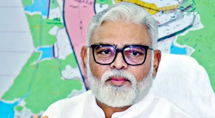 YSRC Flays Andhra Pradesh CM’s U-Turns; Defends Land Survey YSRC Flays Andhra Pradesh CM’s U-Turns; Defends Land Survey