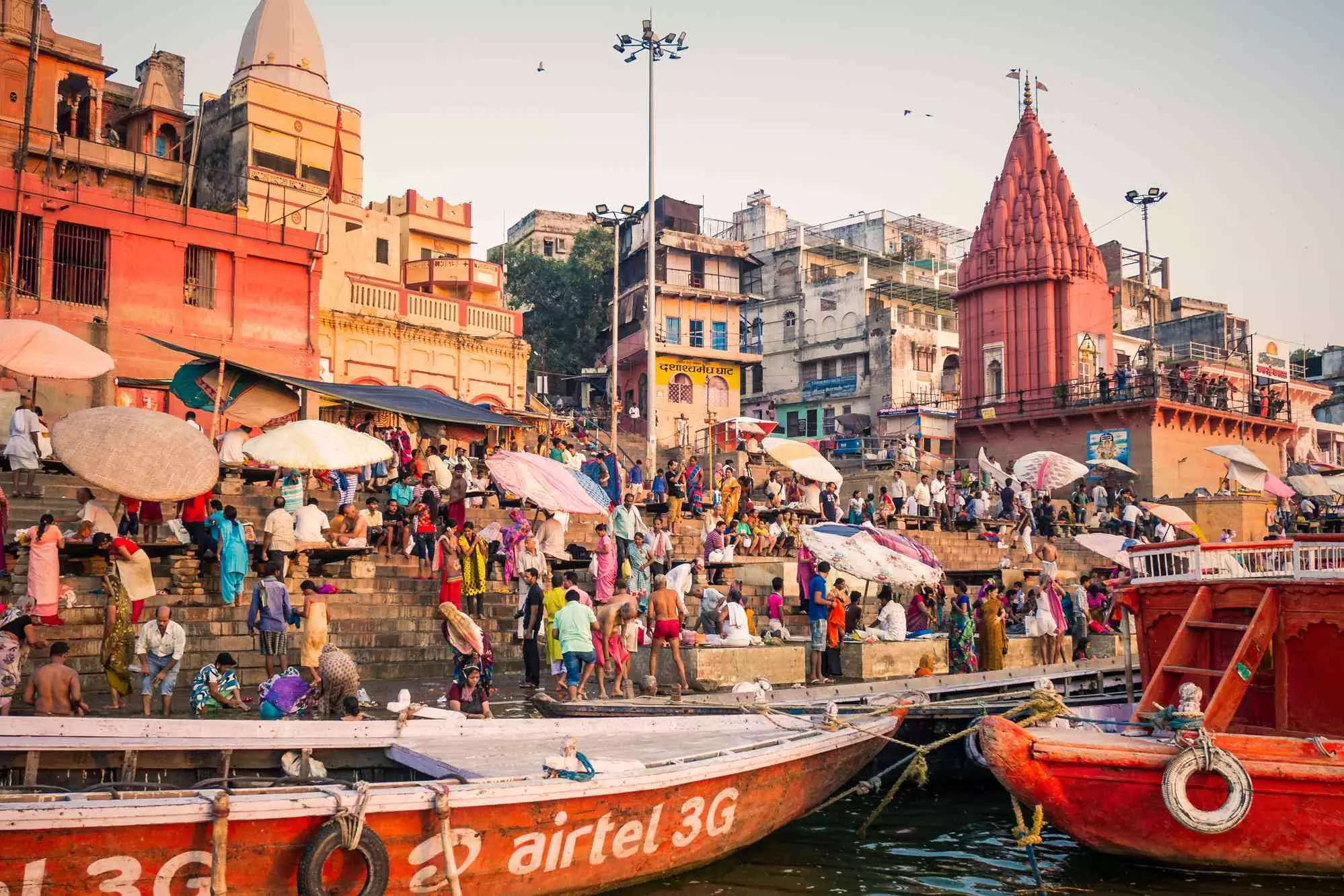 Varanasi: Cremation, Ganga aarti spots shifted as swollen Ganga river inundates lower steps Varanasi: Cremation, Ganga aarti spots shifted as swollen Ganga river inundates lower steps