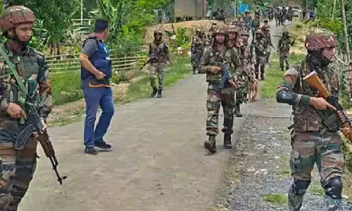 Security Forces Fire Tear Gas Shells To Disperse Crowd In Imphal Security Forces Fire Tear Gas Shells To Disperse Crowd In Imphal