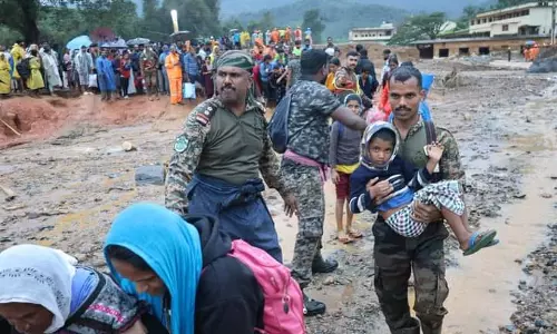 Data of districts affected with recent floods was not centrally maintained: Centre