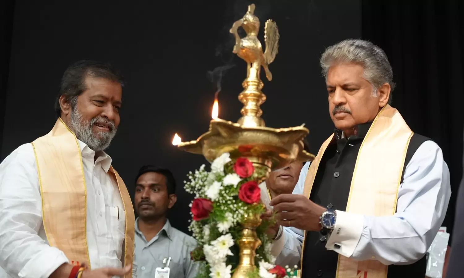 Spectre of Jobless is Hovering Over Us: Anand Mahindra Spectre of Jobless is Hovering Over Us: Anand Mahindra
