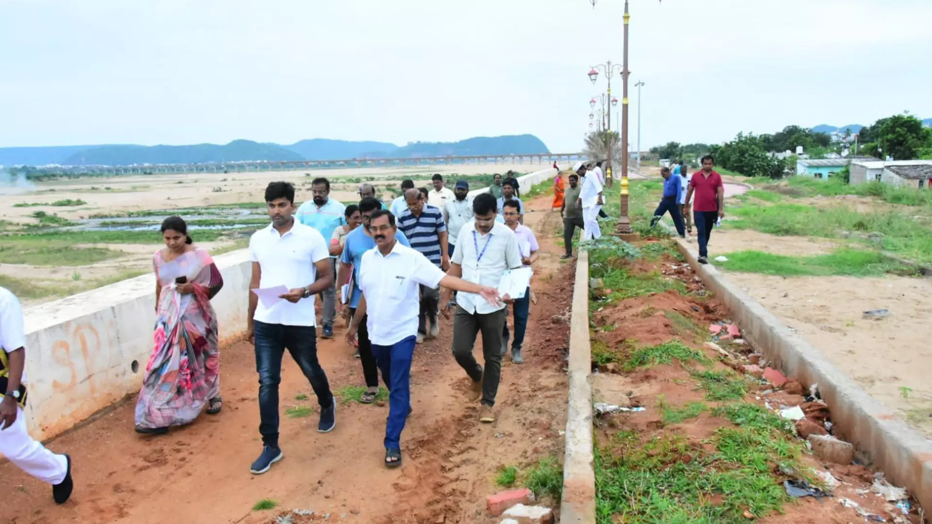 VMC Chief Orders Speedy Drain Canal Construction Along Krishna River VMC Chief Orders Speedy Drain Canal Construction Along Krishna River