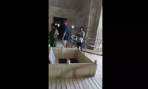 Gangajal Controversy Erupts at Taj Mahal, Hindu Mahasabha Workers Held