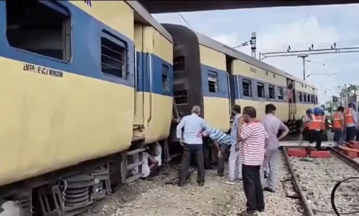 3 coaches of empty MEMU train derail in Uttar Pradeshs Saharanpur 3 coaches of empty MEMU train derail in Uttar Pradeshs Saharanpur