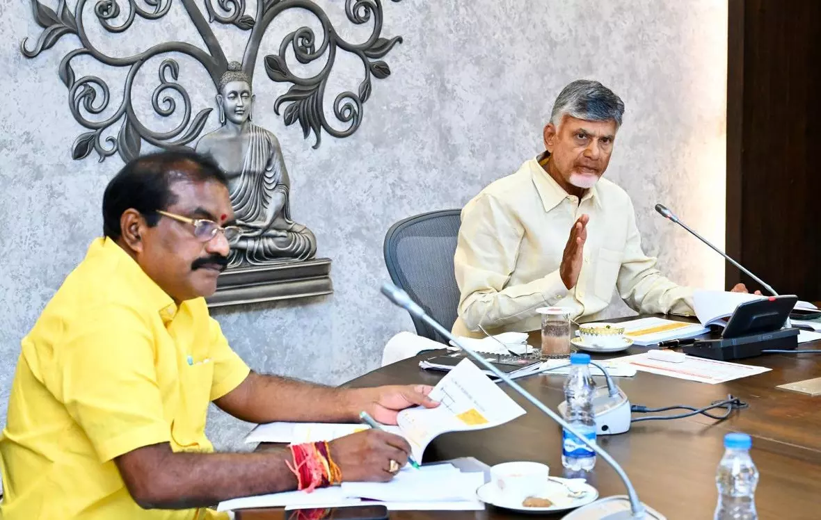 Naidu calls for revival of infra projects he started in last term Naidu calls for revival of infra projects he started in last term