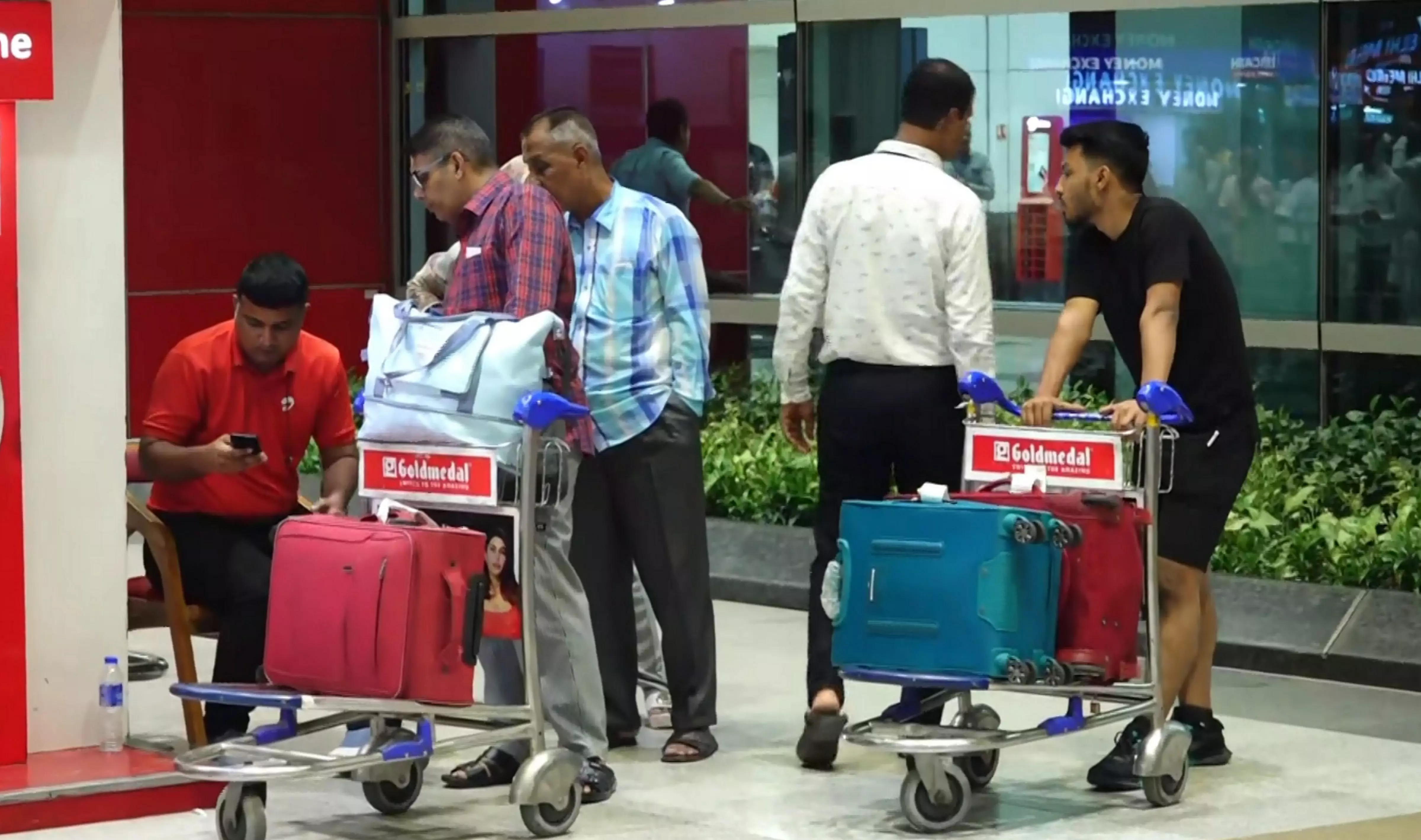 Non-essential staff at Indian High Commission in Dhaka returning Non-essential staff at Indian High Commission in Dhaka returning