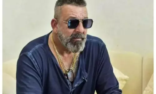 Charmme is looking good, says Sanjay Dutt