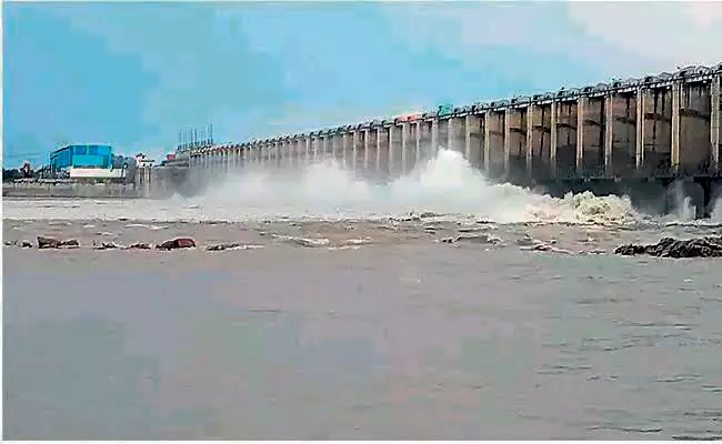 Irrigation Officials Urge Telangana Govt to Seek IIT Roorkee Expertise for Kaleshwaram Barrages Irrigation Officials Urge Telangana Govt to Seek IIT Roorkee Expertise for Kaleshwaram Barrages