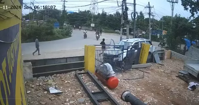 Hyderabad: Man Flung Into Air, Dies After Speeding Car Hits Him Hyderabad: Man Flung Into Air, Dies After Speeding Car Hits Him