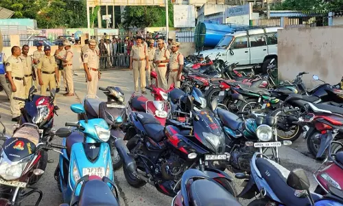 Andhra Pradesh: Cops Seize 103 Vehicles in Cordon, Search Operation