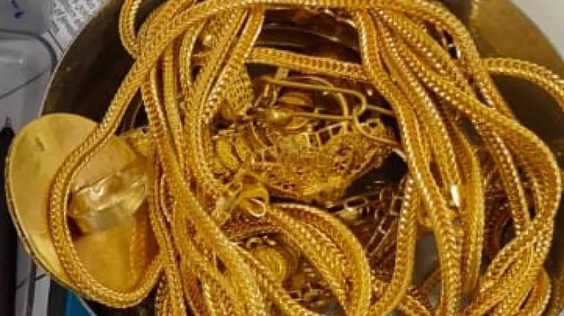 Jewellers See 30% Dip in Sales After Price Rise Jewellers See 30% Dip in Sales After Price Rise