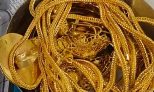 Jewellers See 30% Dip in Sales After Price Rise