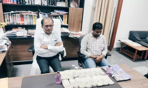 Ranga Reddy district Joint Collector, Senior Assistant held for accepting Rs.8 lakh bribe