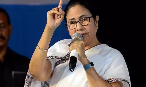 CM Mamata Banerjee Leads Rally in Kolkata, Demands Justice for Raped and Murdered Woman Doctor