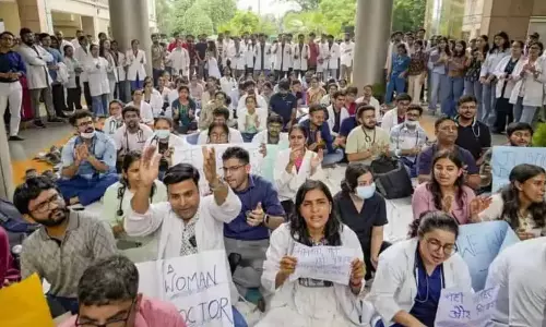 Hyderabad: 6 days of medicos protests with flash mobs, bike rallies, songs
