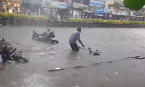Heavy Rain Lashes Telangana; Yellow Alert Issued