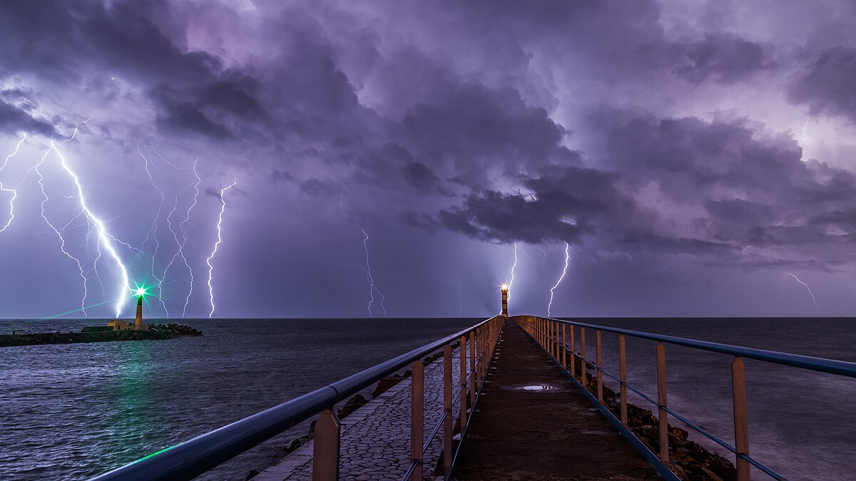 Thunderstorms, Gusty Winds Forecast Across Several Telangana Districts