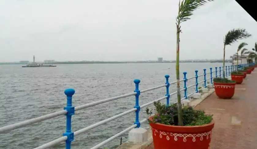GHMC Monitors Hussainsagar GHMC Monitors Hussainsagar