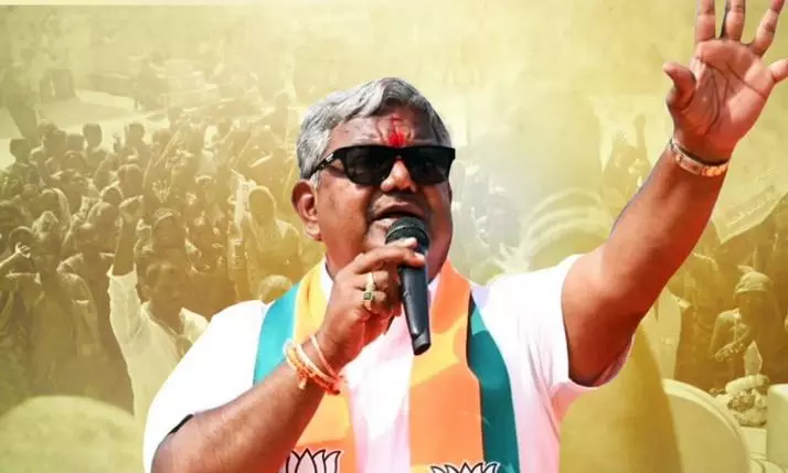 Gudur: CM Revanth Reddys BJP, BRS Merger Talk not Befitting him Gudur: CM Revanth Reddys BJP, BRS Merger Talk not Befitting him