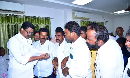 AP Govt form on widening HNSS main canal: Keshav