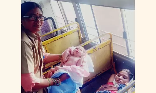 Gadwal woman delivers baby girl in RTC bus while going to tie rakhi