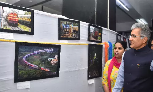 Five-day Tracks of Time photo exhibition ends