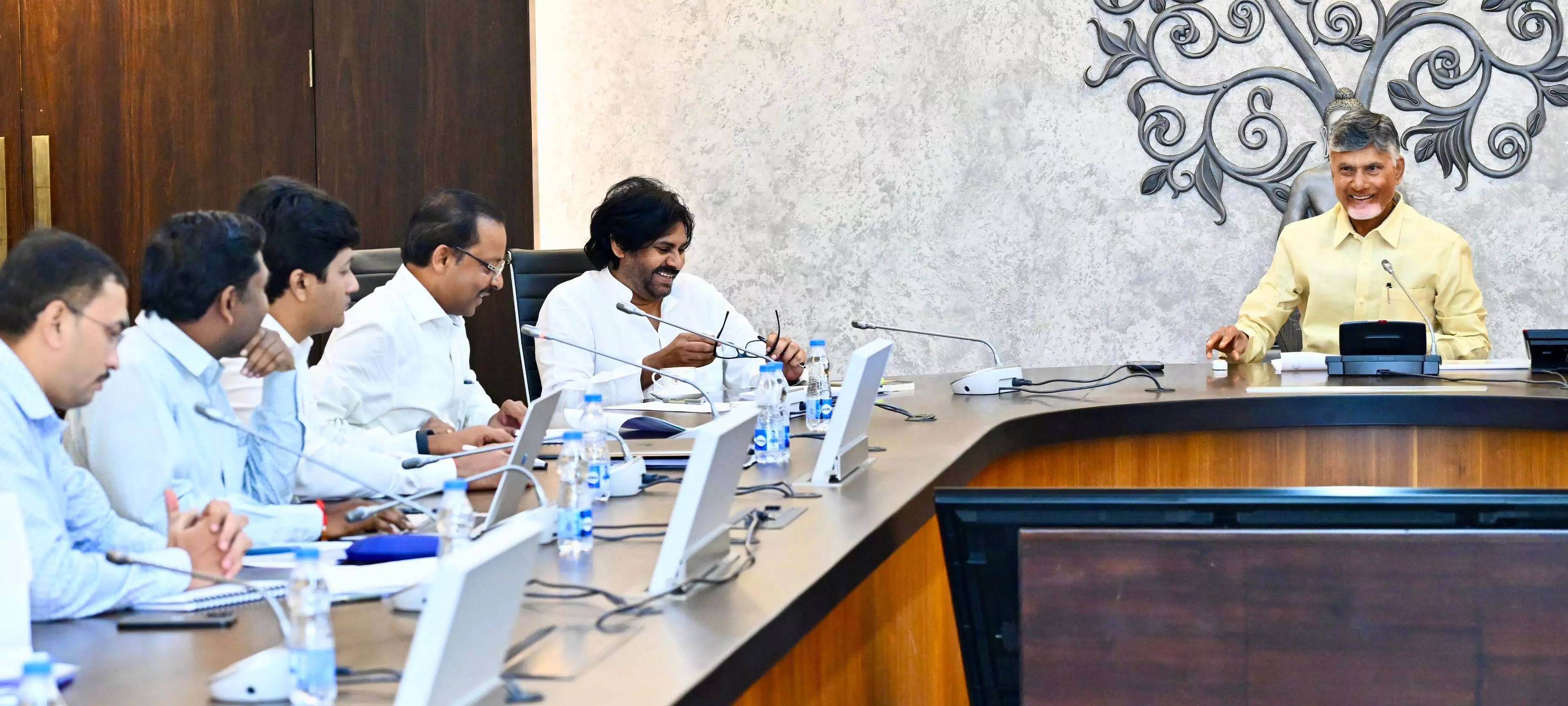 Janmabhoomi 2.0 programme launch in January: Naidu Janmabhoomi 2.0 programme launch in January: Naidu