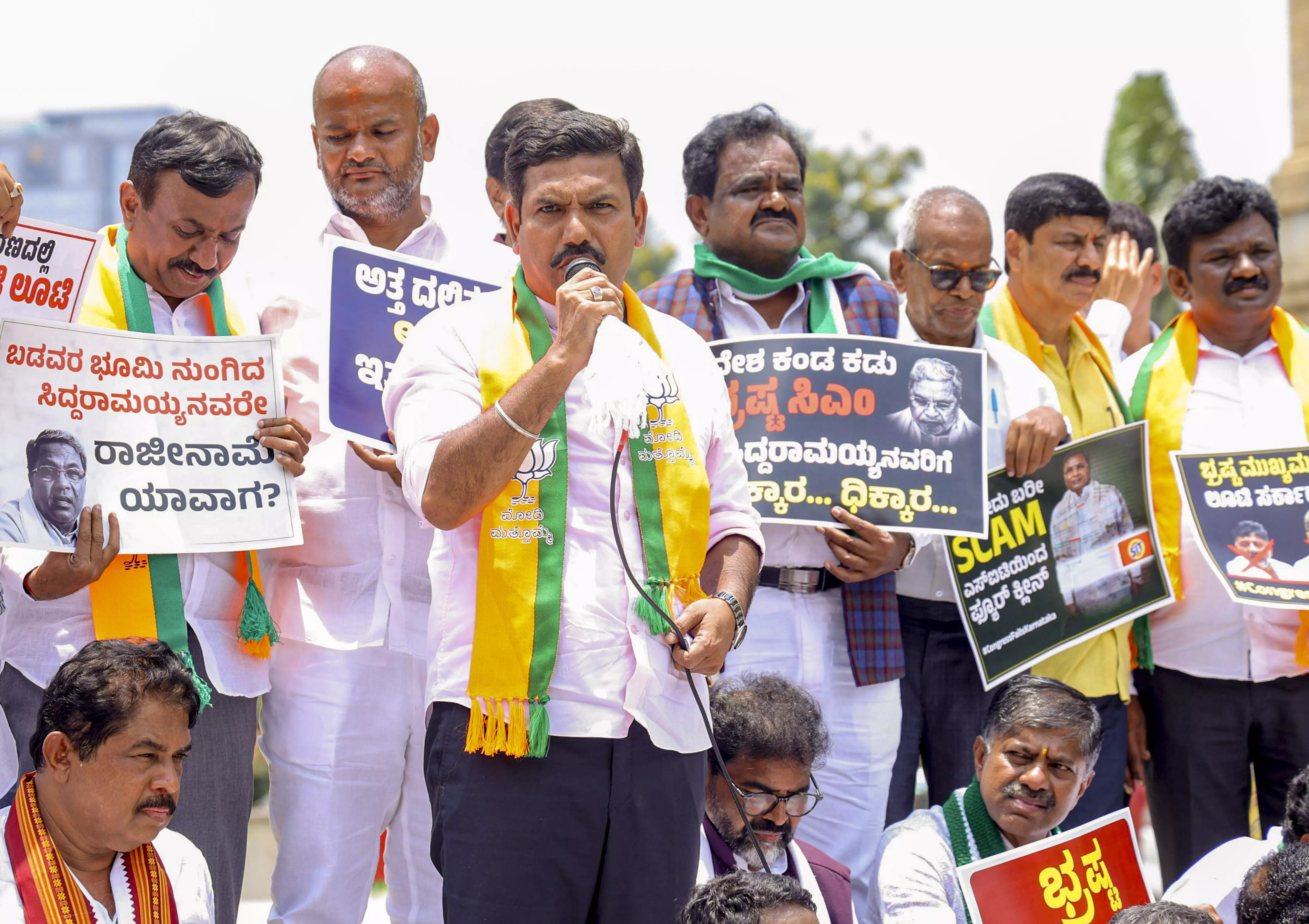 Karnataka: BJP announces statewide protests, demands CM’s resignation Karnataka: BJP announces statewide protests, demands CM’s resignation