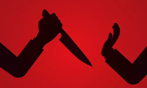 Woman stabs boyfriends private parts after he refuses to marry her