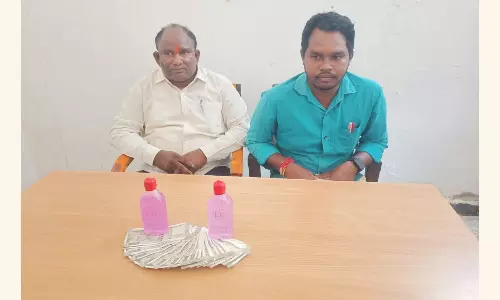 Markodu Gram Panchayat Special Officer held in Rs.15,000 bribe case