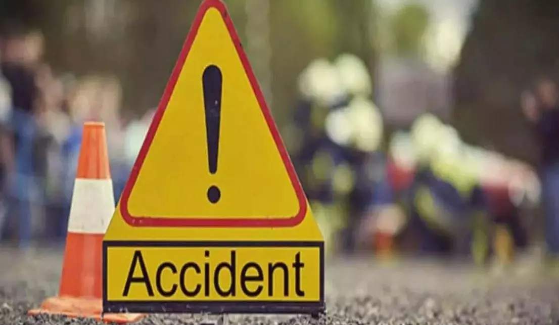 1 cop dead, another hurt as motorcycle falls into ditch during anti-Naxal operation in Chhattisgarh 1 cop dead, another hurt as motorcycle falls into ditch during anti-Naxal operation in Chhattisgarh