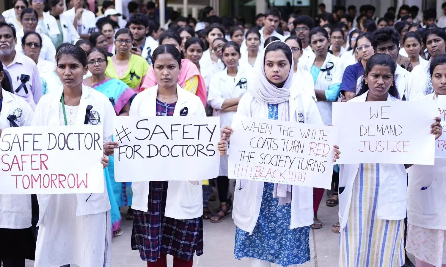 Centre asks States to submit ATRs on safety of doctors, healthcare workers by Sept.10 Centre asks States to submit ATRs on safety of doctors, healthcare workers by Sept.10