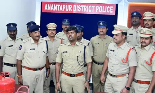 Anantapur Police Bust Haryana Gang Looting ATMs Anantapur Police Bust Haryana Gang Looting ATMs
