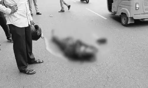 Hyderabad: Woman Killed, Father Injured in Accident at Begumpet