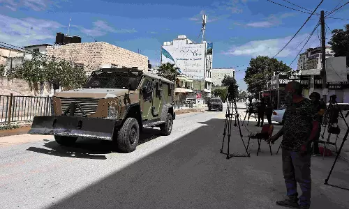 Israel launches big operation in West Bank and kills at least 10 militants