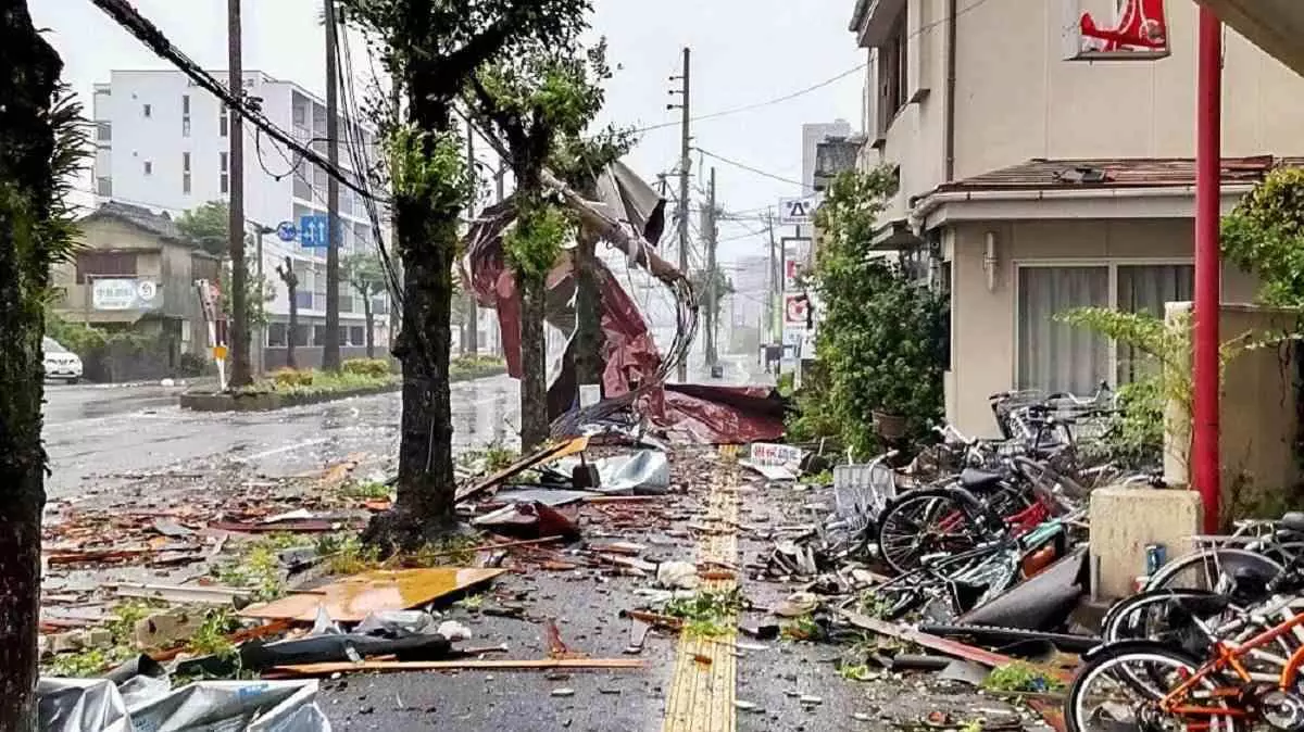 Powerful Typhoon Shanshan hits Japan, multiple deaths reported Powerful Typhoon Shanshan hits Japan, multiple deaths reported