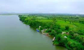 A tale of two rivers - Krishna brimming, quiet flows Godavari