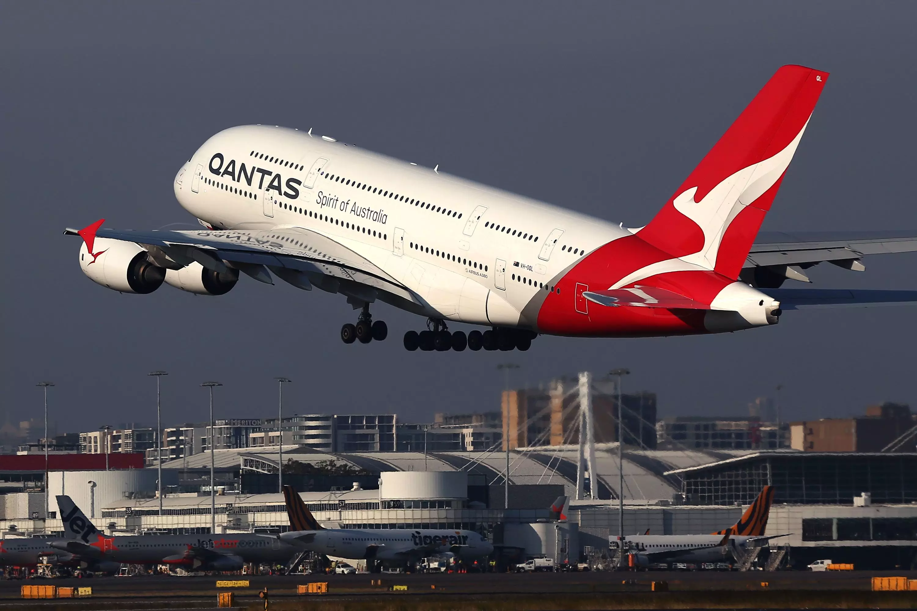 Qantas First Class Tickets Sold at 85PC Discount, Know More! Qantas First Class Tickets Sold at 85PC Discount, Know More!